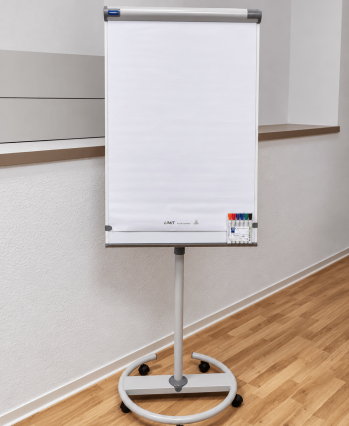 flexdienst Besprechungsraum mit Flipchart